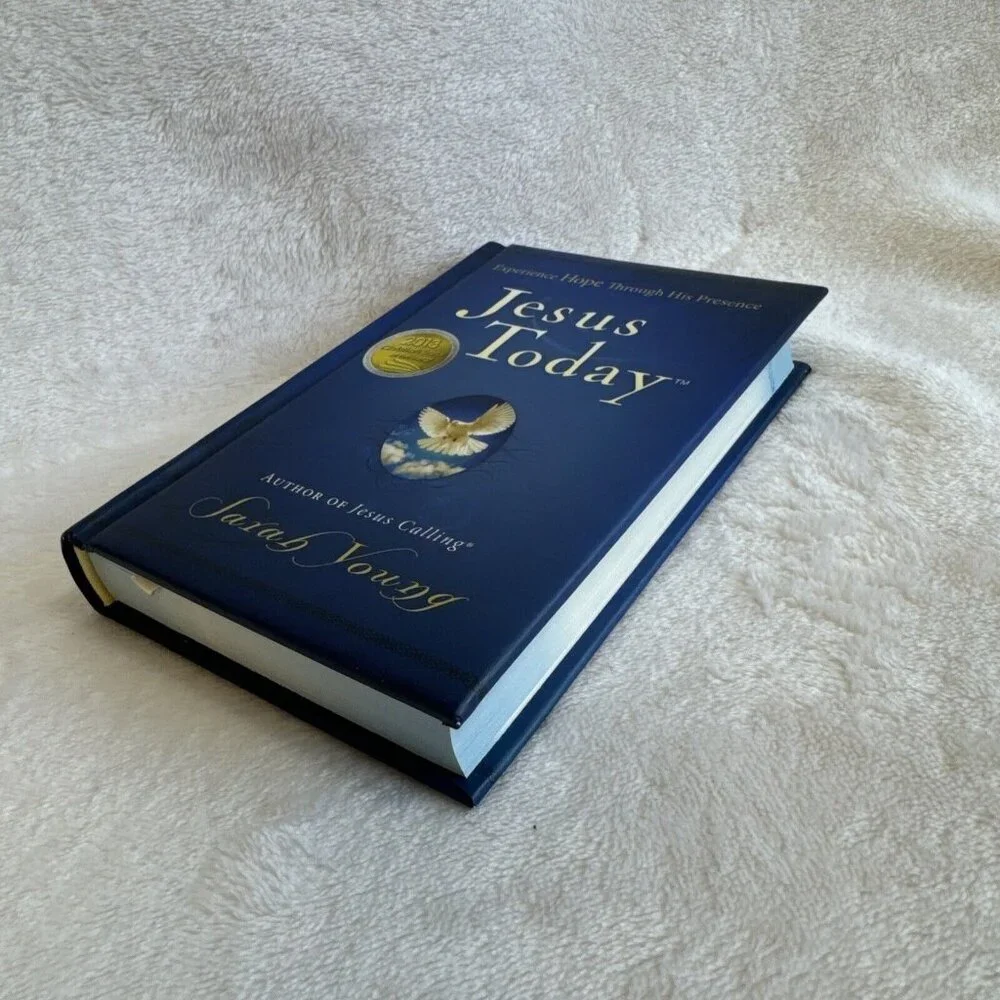 Jesus Today, Hardcover Full‎ Scriptures: Experience Hope Through His Presence